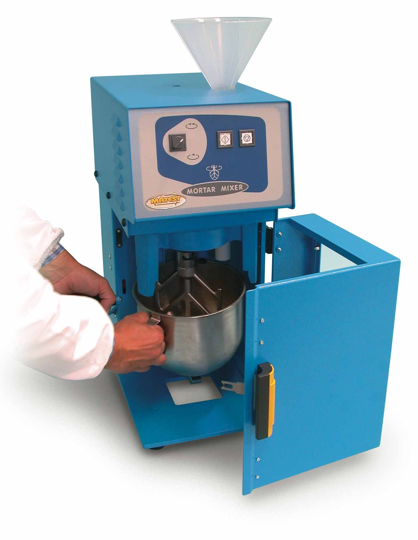 MORTAR MIXER WITH SAND DISPENSER
